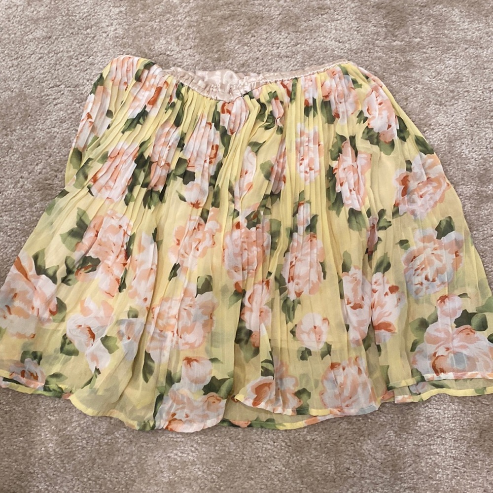 Women skirt